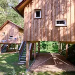 Baumschiffhotel Am Waldbad * Bad Rodach