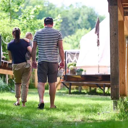 Campsite Baumschiffhotel Am Waldbad *